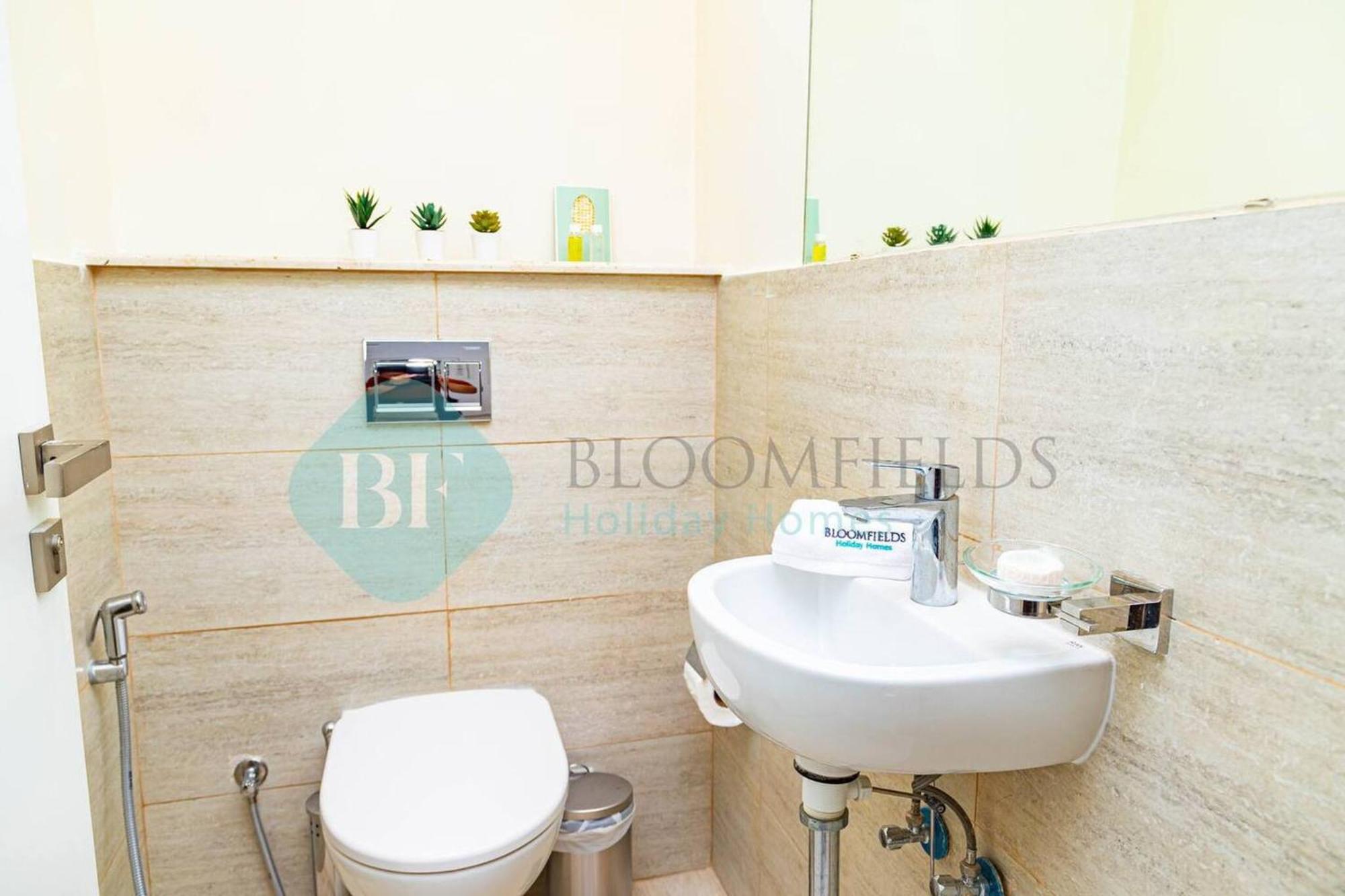 Apartment Bloomfields 2br Duplex View Oasis Masdar *