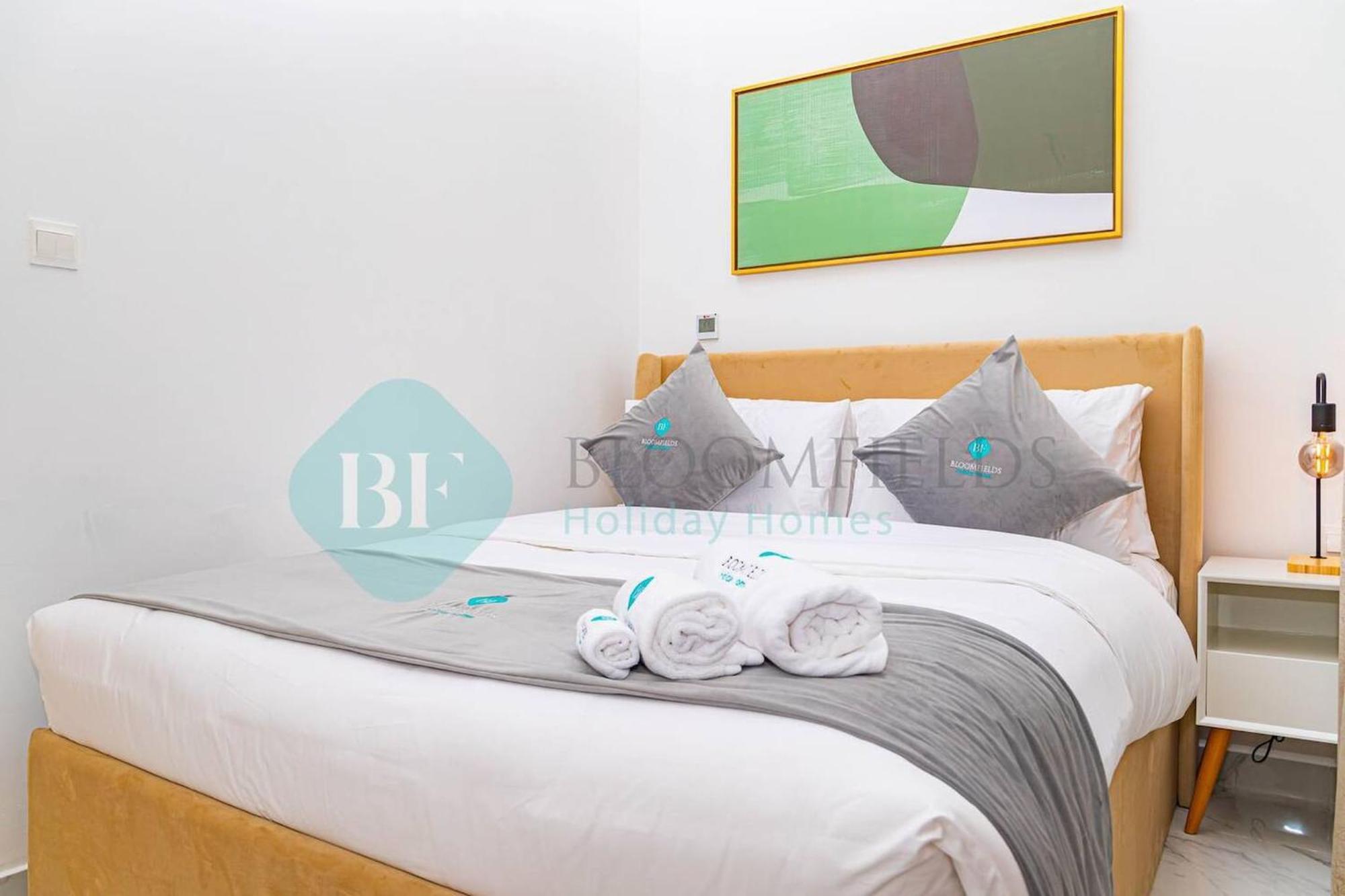 Bloomfields 2br Duplex View Oasis Masdar Apartment *
