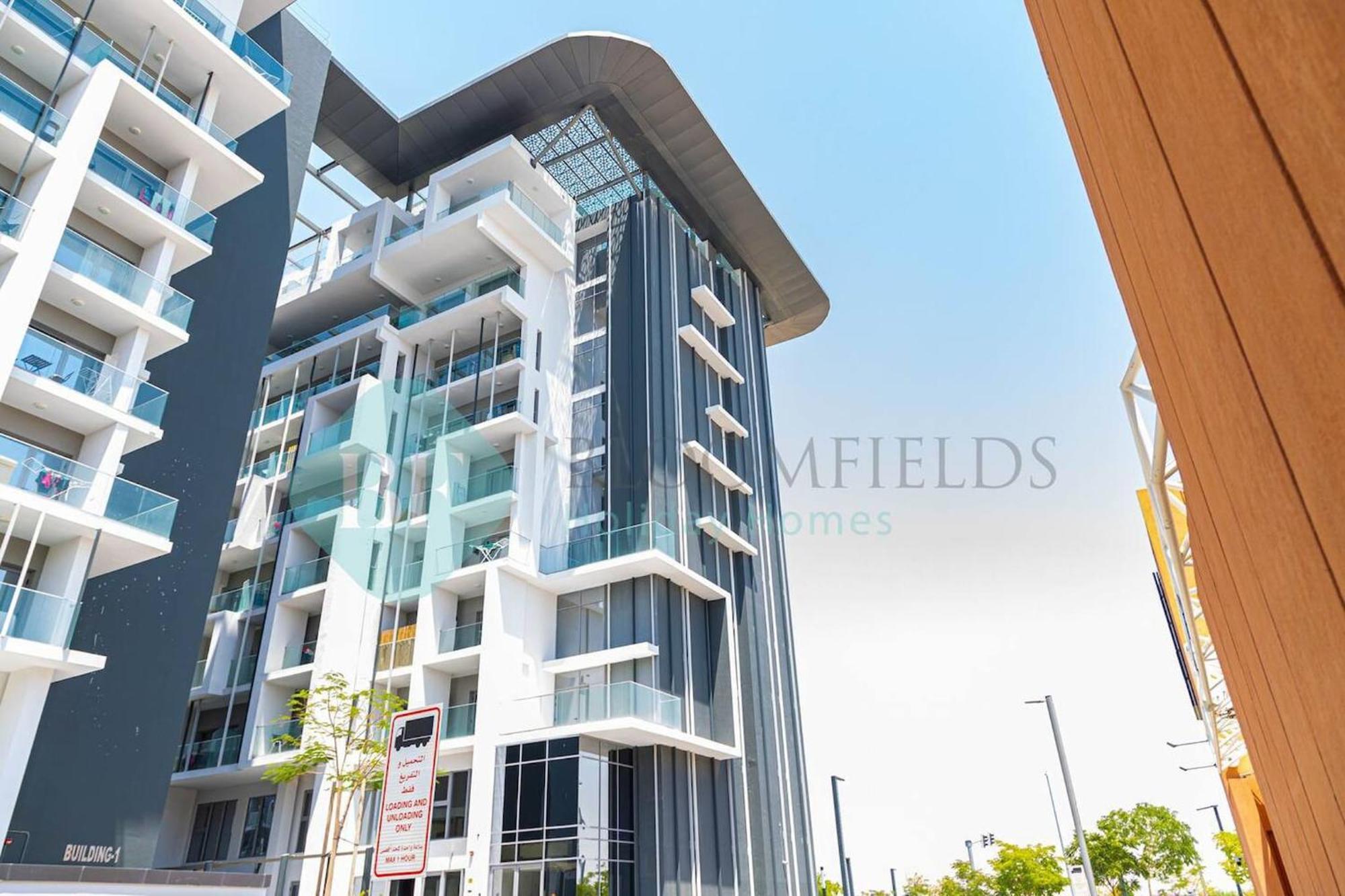 Apartment Bloomfields 2br Duplex View Oasis Masdar *